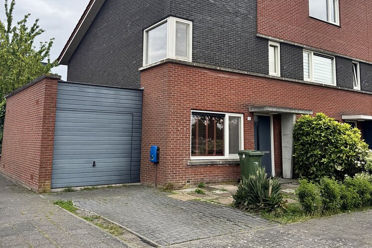 Buitenschilderwerk geschakelde woningen Rotterdam